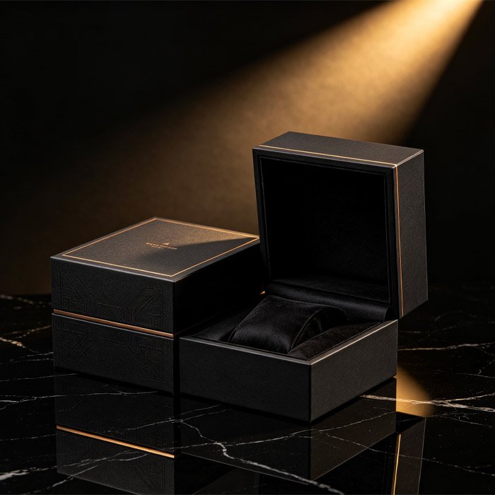 black-logo-print-hinged-watch-box