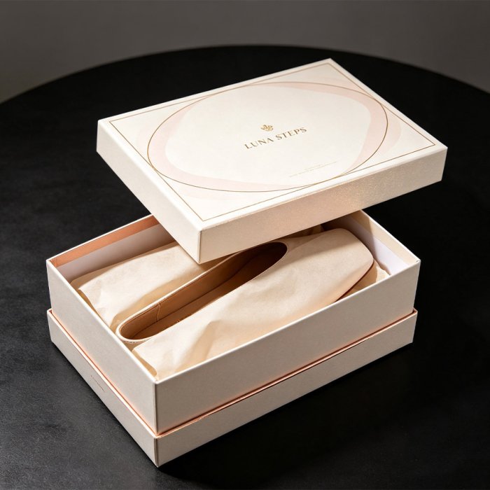 two-piece-rigid-shoe-box-luna-steps-cream-closed